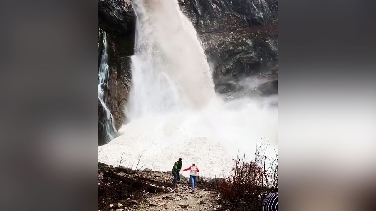 Гегский водопад джиппинг