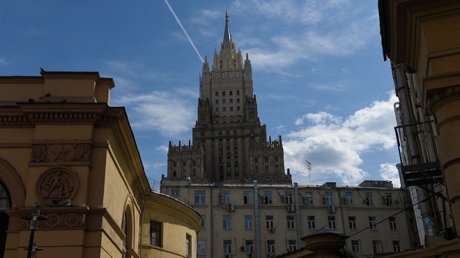 В МИД РФ заявили, что Россия не станет давать США дополнительные разъяснения по Украине В МИД РФ заявили, что Россия не станет давать США дополнительные разъяснения по Украине