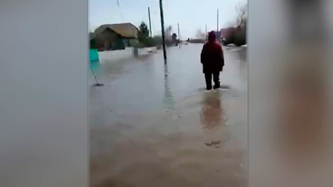 Большая вода: паводки в России привели к подтоплению более тридцати регионов Большая вода: паводки в России привели к подтоплению более тридцати регионов