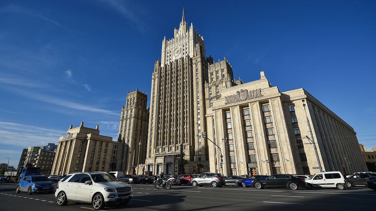В МИД рассказали детали сокращения российских дипмиссий в Чехии