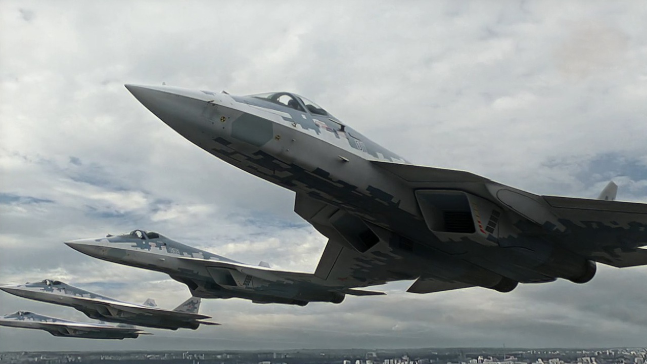 Истребители Су-57<figcaption class=