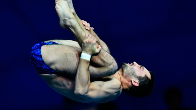 Спортсмен Бондарь завоевал золото по прыжкам в воду на чемпионате Европы Спортсмен Бондарь завоевал золото по прыжкам в воду на чемпионате Европы