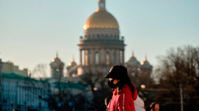 В Петербурге могут усилить ограничения по COVID-19 В Петербурге могут усилить ограничения по COVID-19