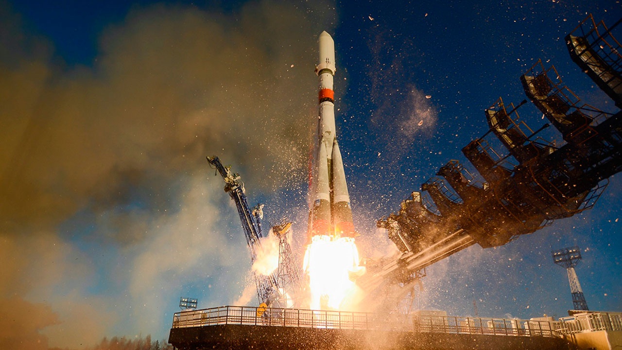 Ракета космического назначения «Союз-2.1б» взята на сопровождение наземными средствами ВКС