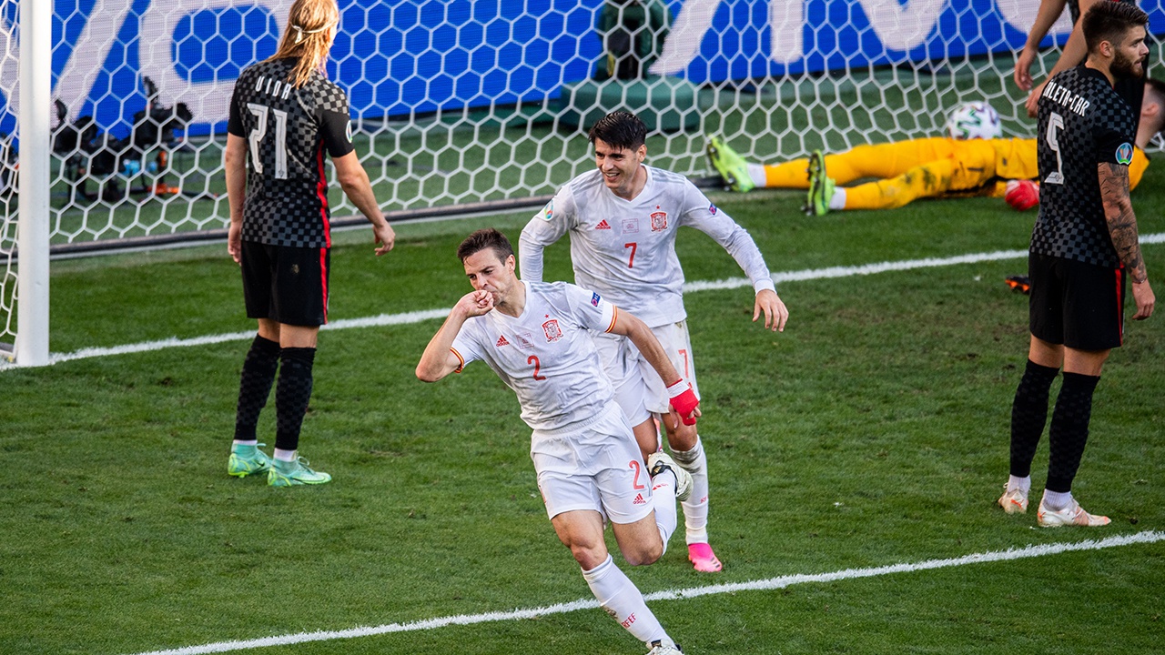 Испанцы обыграли хорватов и вышли в четвертьфинал Евро-2020