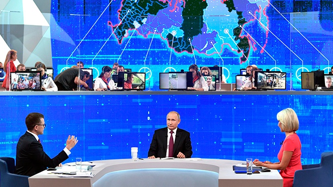 Названы самые популярные вопросы для прямой линии с Путиным