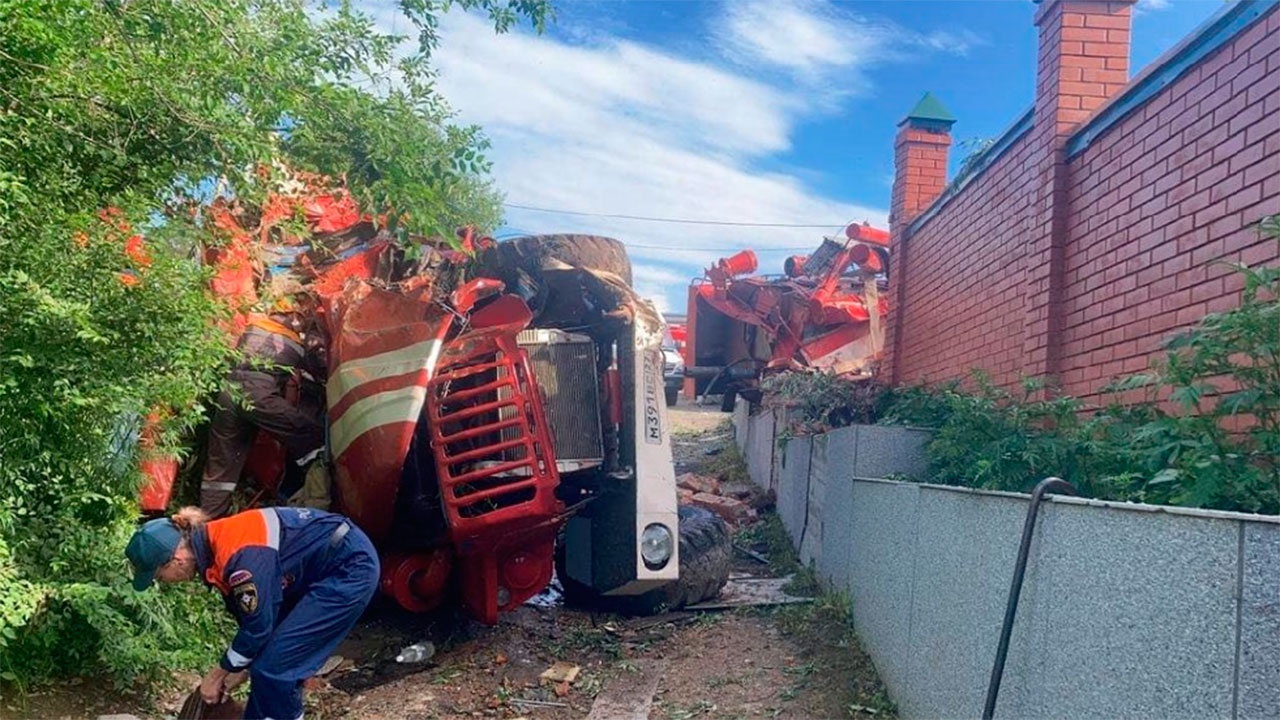 Пожарная машина попала в дтп