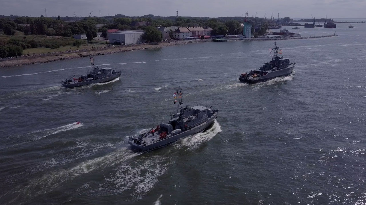 День вмф в калининграде. ВМФ Калининград. Морфлот под Калининградом.