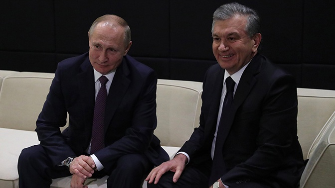 Путин обсудил с президентом Узбекистана ситуацию в Афганистане