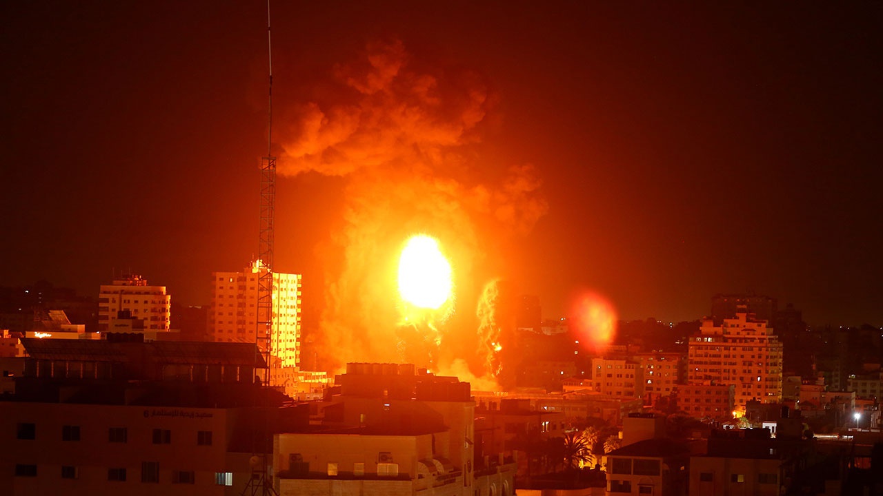 СМИ: израильские ВВС нанесли удары по объектам ХАМАС в Газе