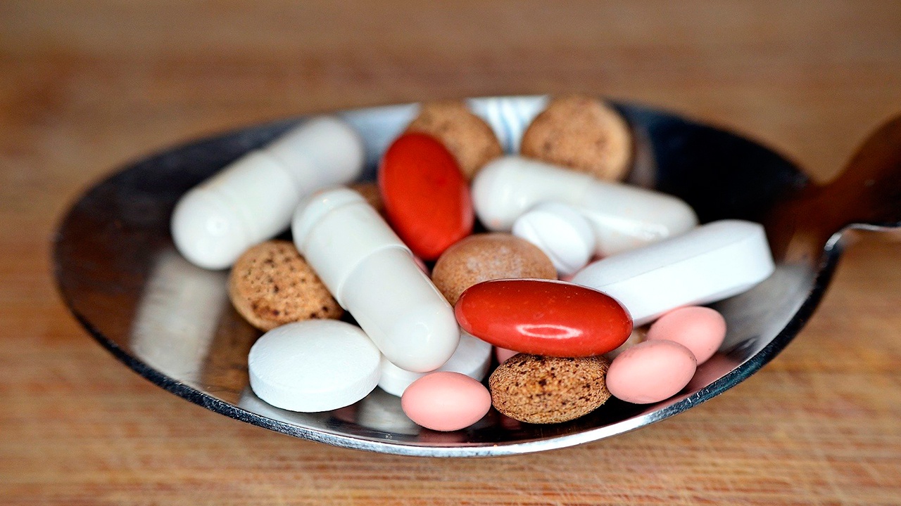Ученые предупредили о новой опасности приема антибиотиков