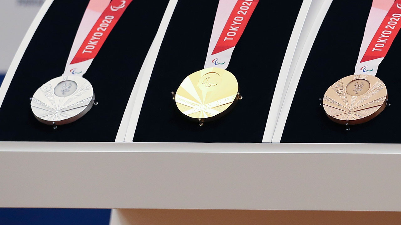 Андрей Вдовин завоевал золотую медаль на Паралимпийских играх в Токио в беге на 400 метров