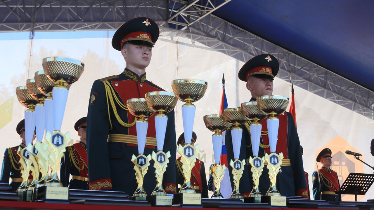 Лучших разведчиков наградили на закрытии конкурса «Отличники войсковой разведки» в Новосибирске