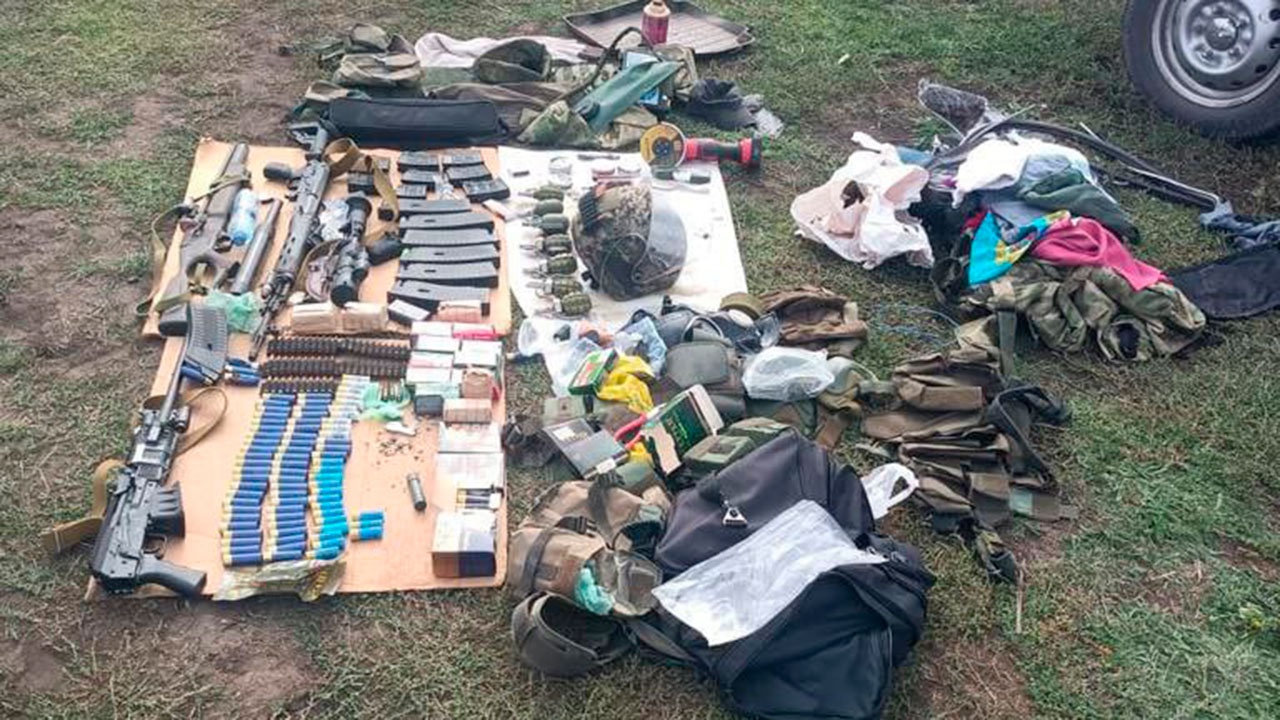 Огромный арсенал боеприпасов обнаружили в «Ниве» у напавшего на полицейских в Лисках