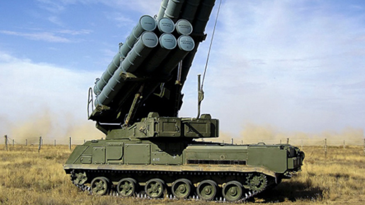 Расчеты ЗРК «Бук-М3» отразили «ракетно-авиационный удар» в Курской области