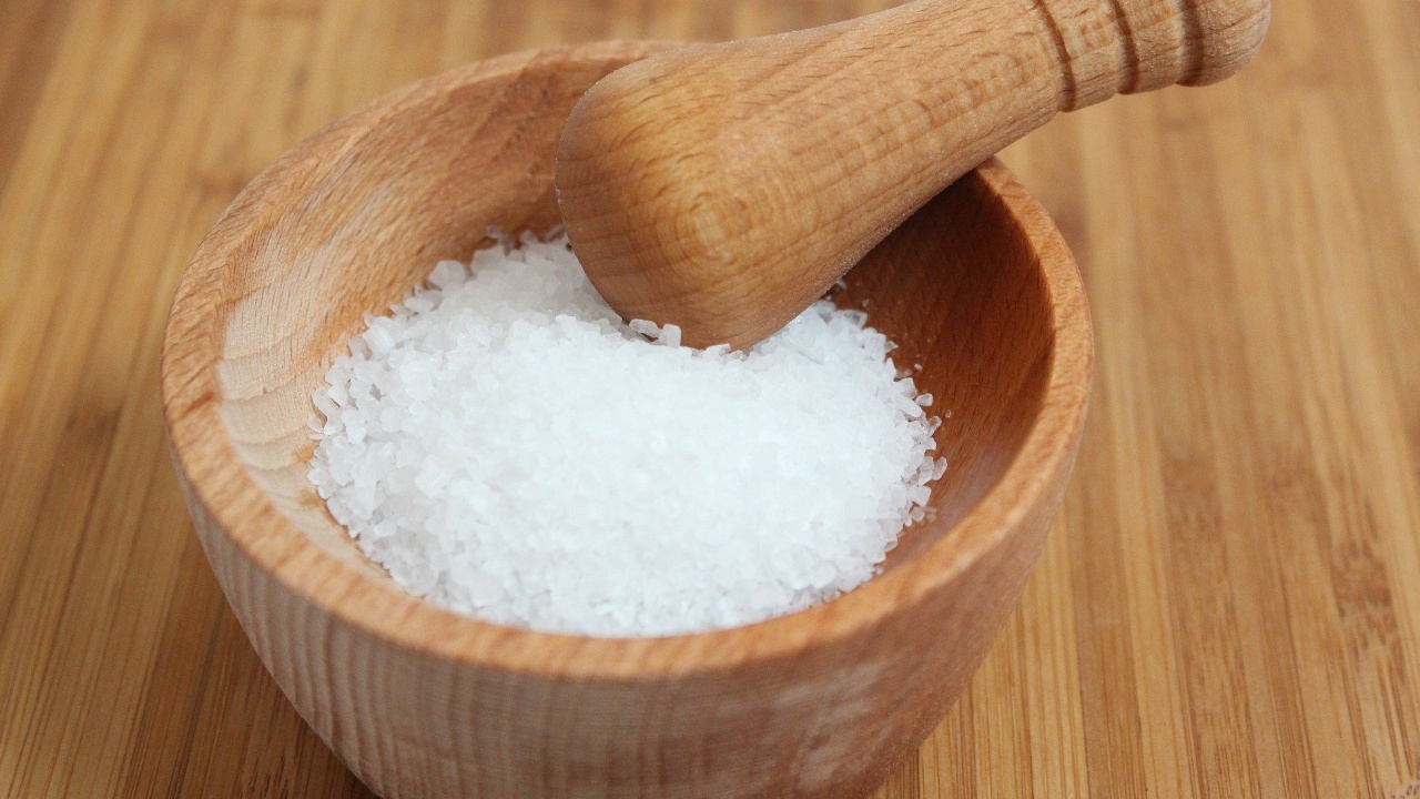 Мясников назвал суточную норму потребления соли