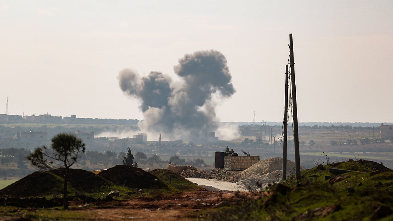 Двое сирийских военных получили ранения в результате минометного обстрела в Идлибе