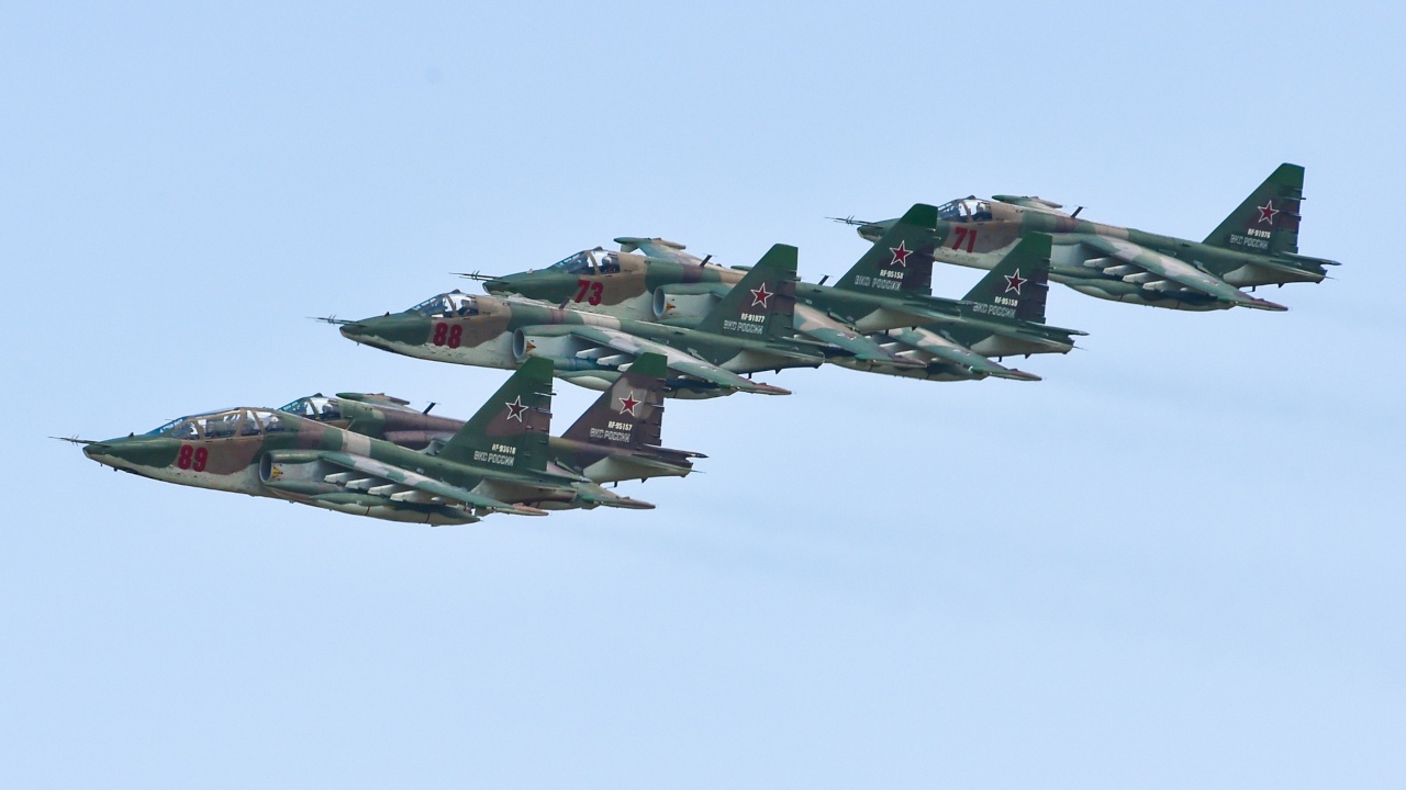 Штурмовики Су-25СМ3 ракетными ударами уничтожили аэродром «противника» на Кубани
