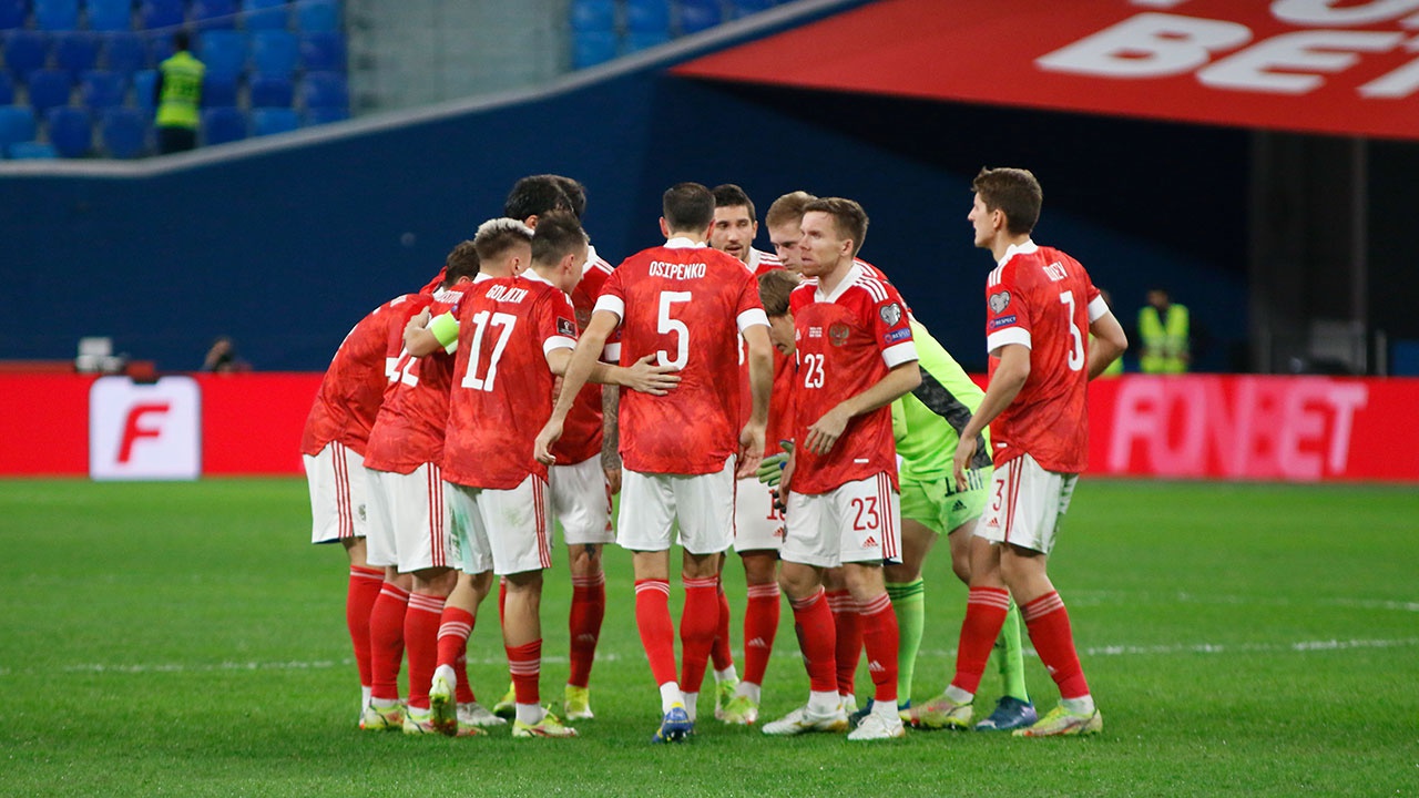 Сборная России сыграет с Польшей в первом стыковом матче за путевку на ЧМ по футболу