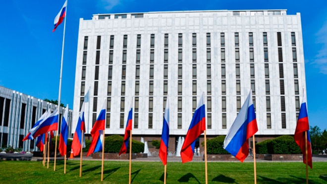«Наших выгоняют»: США в январе покинут 27 российских дипломатов