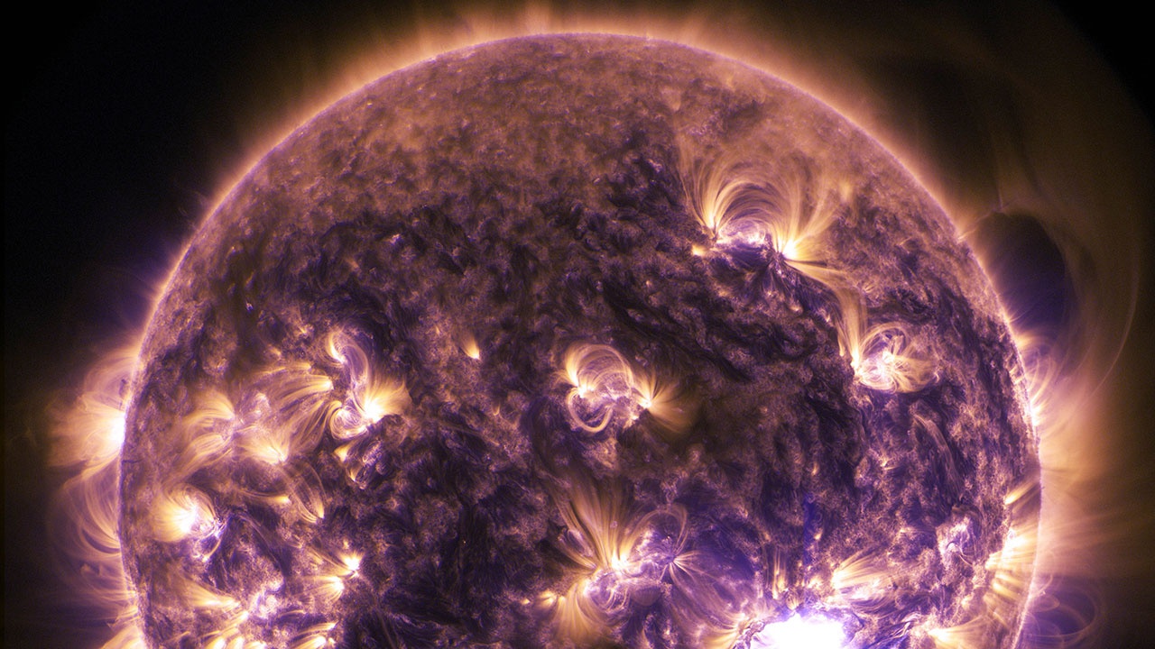 Ученый оценил вероятность «интернет-апокалипсиса» из-за взрыва на Солнце