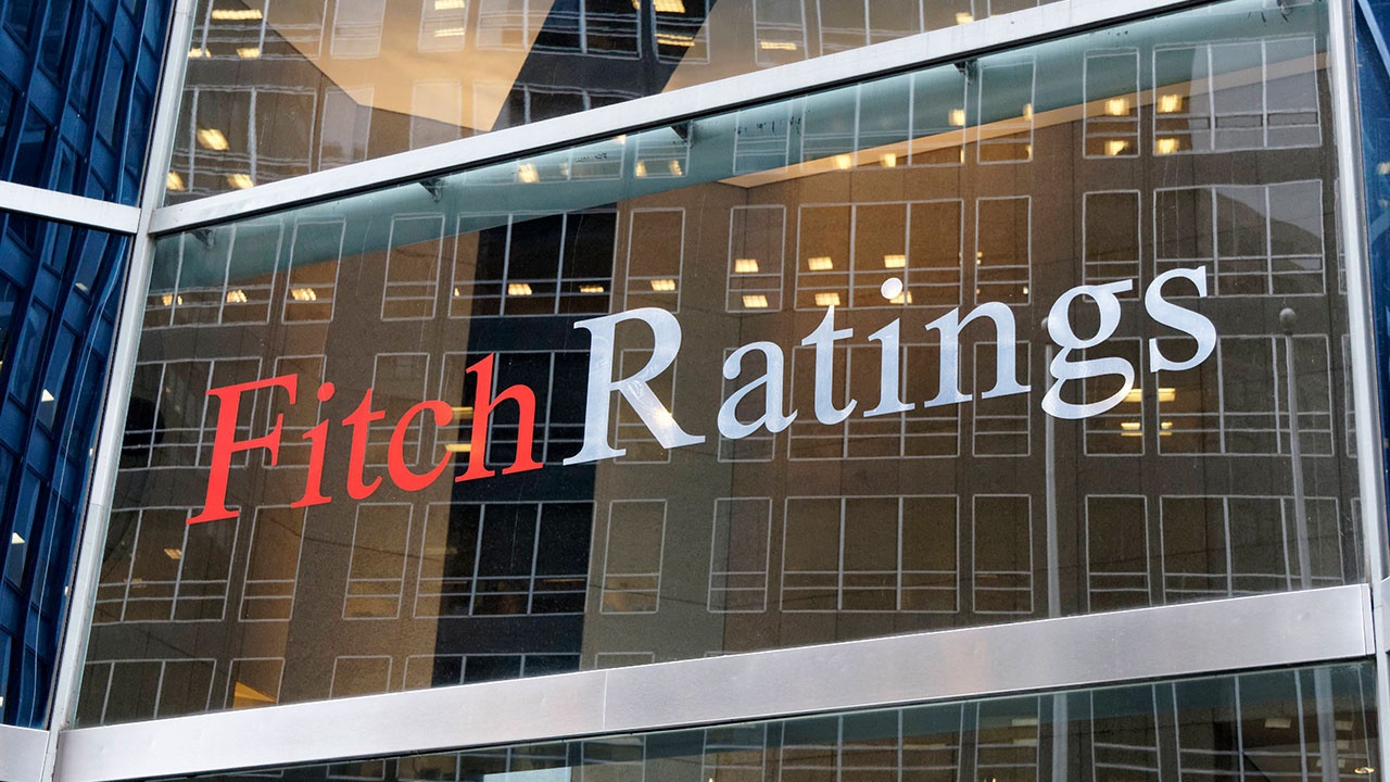 Агентство Fitch оценило кредитный рейтинг России со стабильным прогнозом 