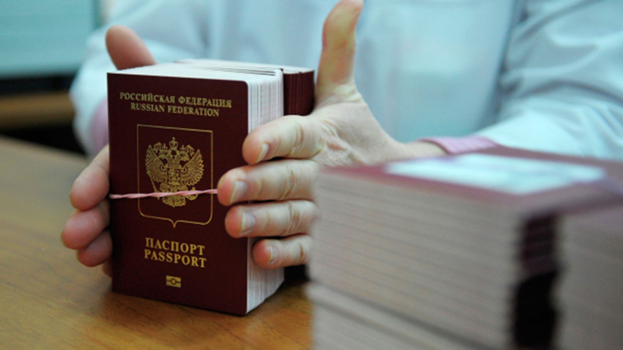 Пушилин назвал число жителей ДНР с гражданством России