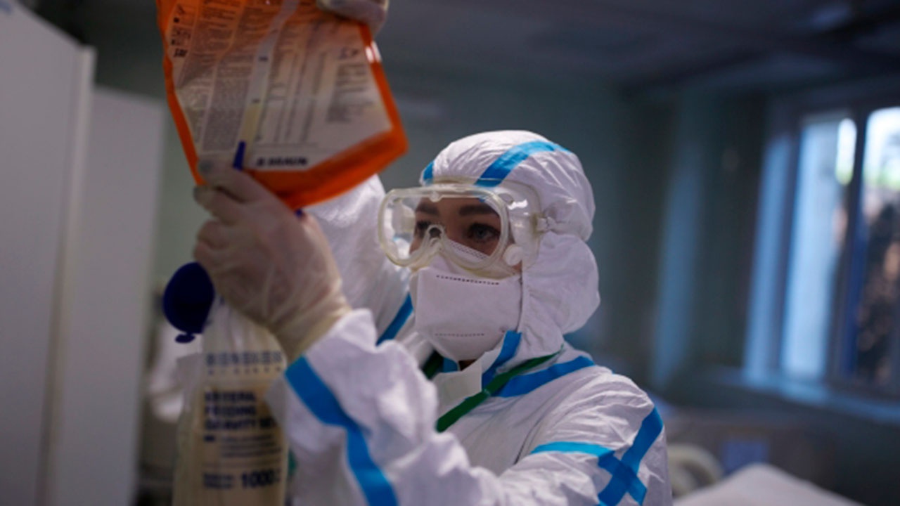 В России за сутки выявили 30 752 новых случая коронавируса