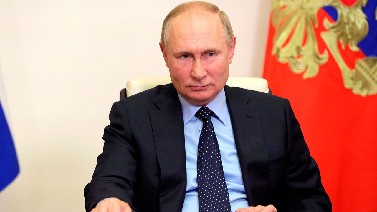 Путин рассказал о невыполнении Киевом Минских соглашений в беседе с Байденом