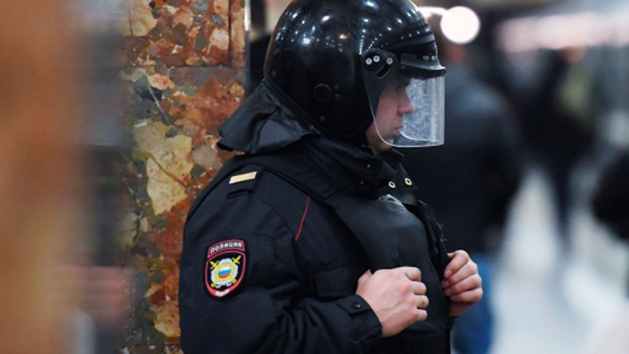 В Петербурге боец MMA разыскивается за нападение на полицейских