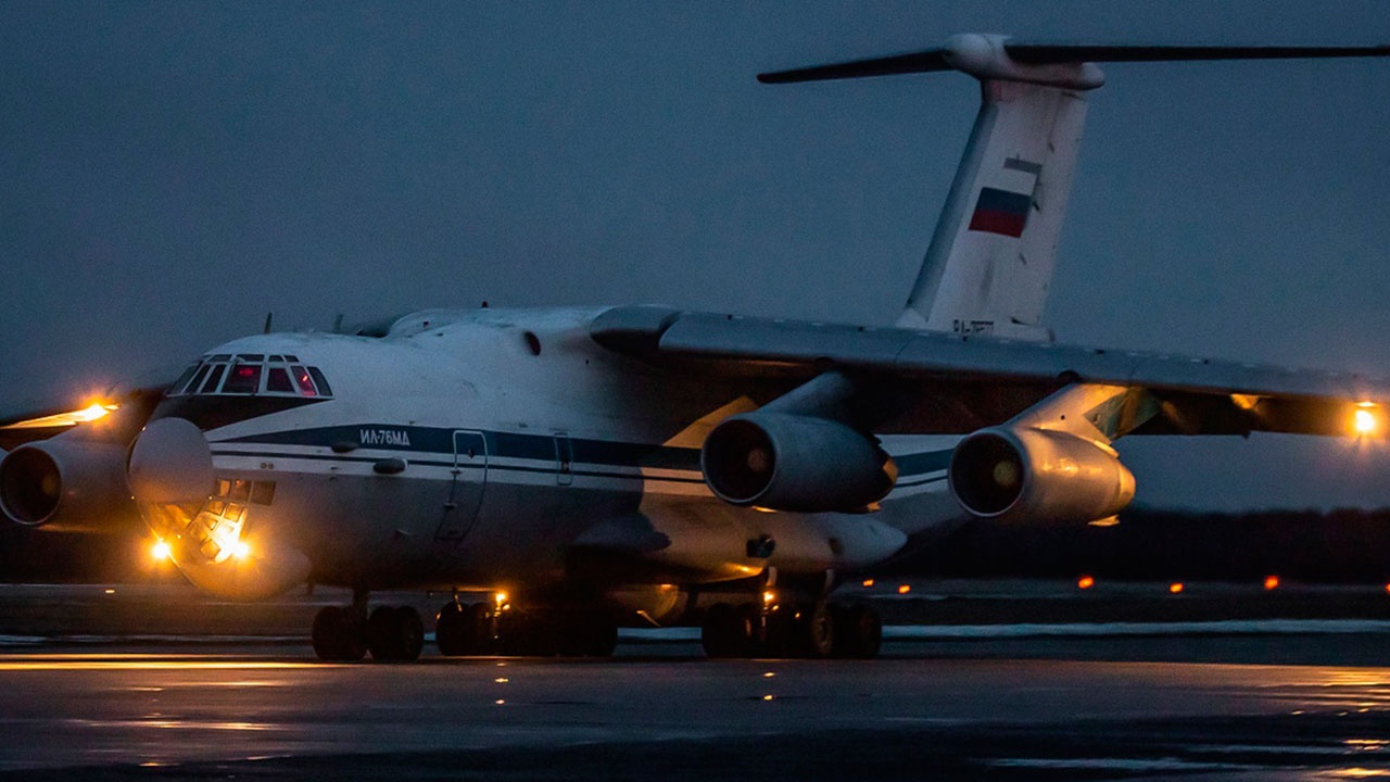 Самолеты Минобороны РФ с эвакуированными из Афганистана гражданами приземлились в Подмосковье