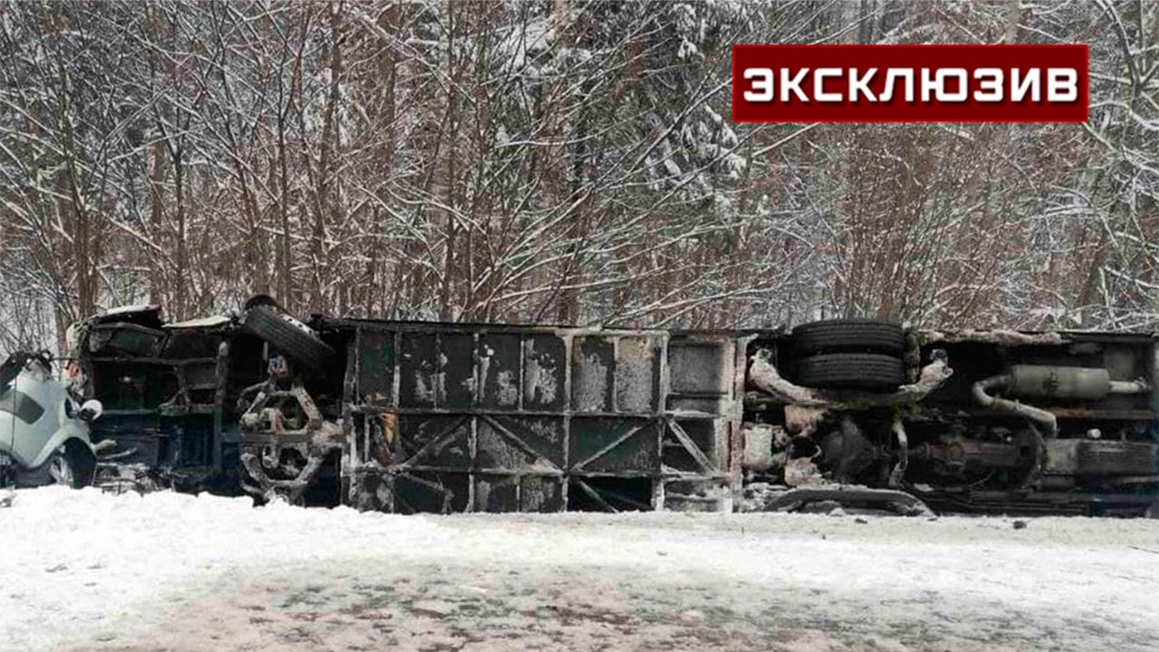 Последние новости - «Топором разбили заднее стекло и стали выходить»:  очевидец о первых минутах после ДТП в Белоруссии