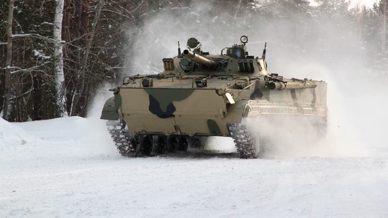 Вооруженные силы России получили партию боевых машин пехоты БМП-3