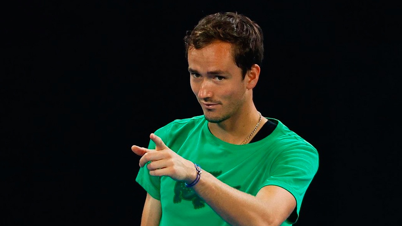 Медведев заявил, что ему «сорвало крышу» в инциденте с судьей на Australian Open