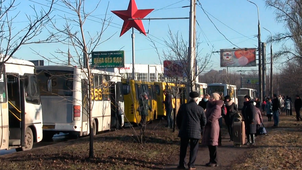 ПУ ФСБ: более 30 тысяч жителей Донбасса эвакуировались в Россию за сутки