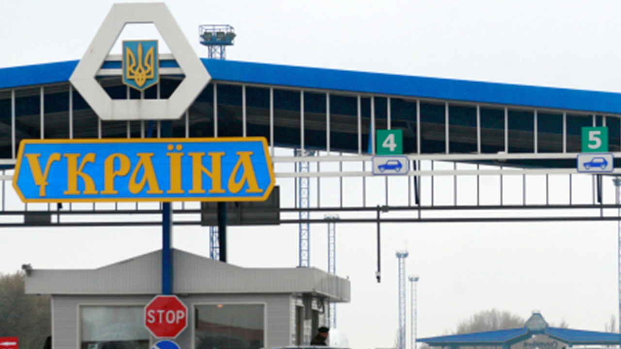 В Раду внесли проект о закрытии границы Украины с Россией и Белоруссией