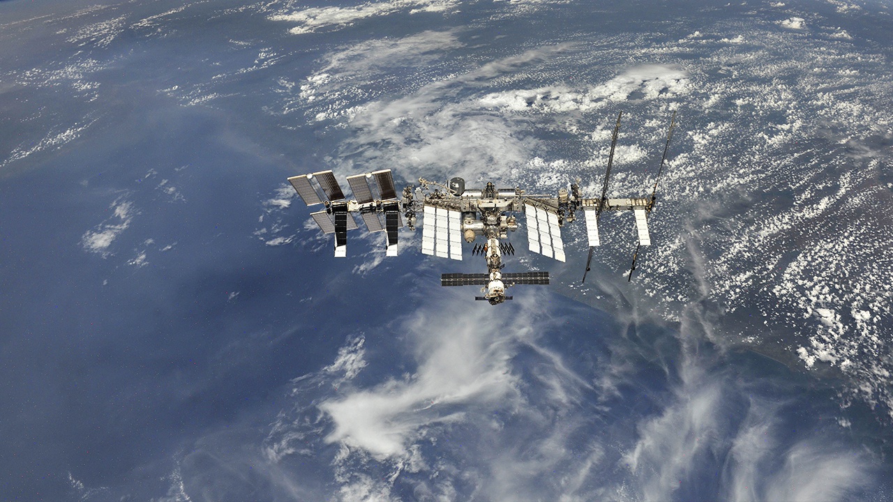 Высоту орбиты МКС увеличили на 1,3 километра 