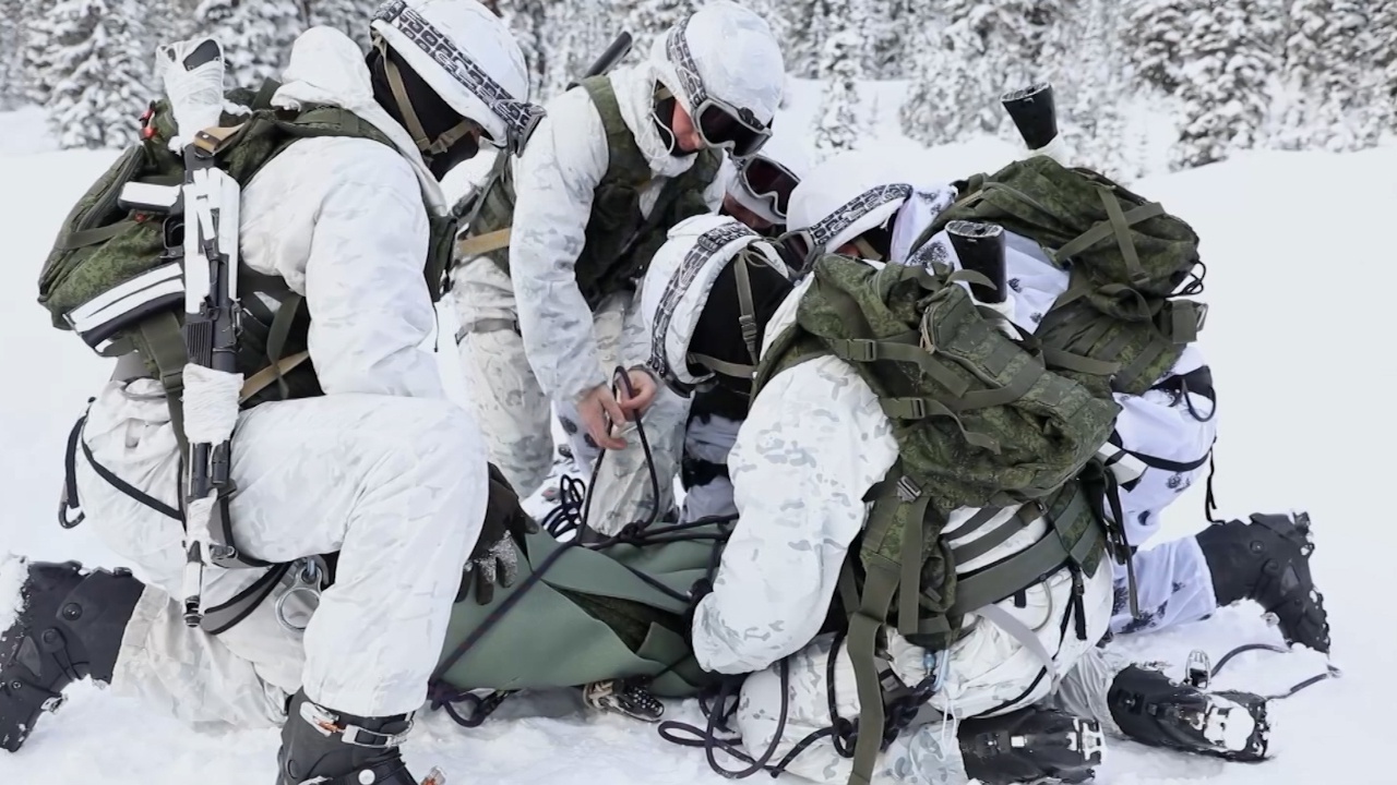 Военные альпинисты ЦВО ушли в горы для подготовки к конкурсу АрМИ «Саянский марш»