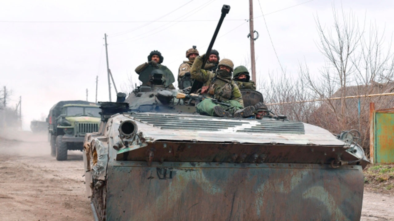Атака всу. Наступление на мариуполь. Бмп 1 днр. Изюм российские войска. Волноваха 2022.