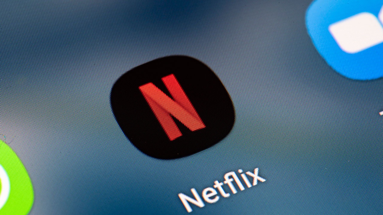 СМИ сообщили о приостановке Netflix работы на территории России 