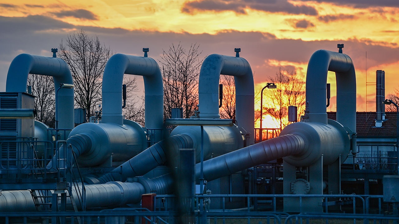 СМИ: поставки газа из России в Польшу приостановлены