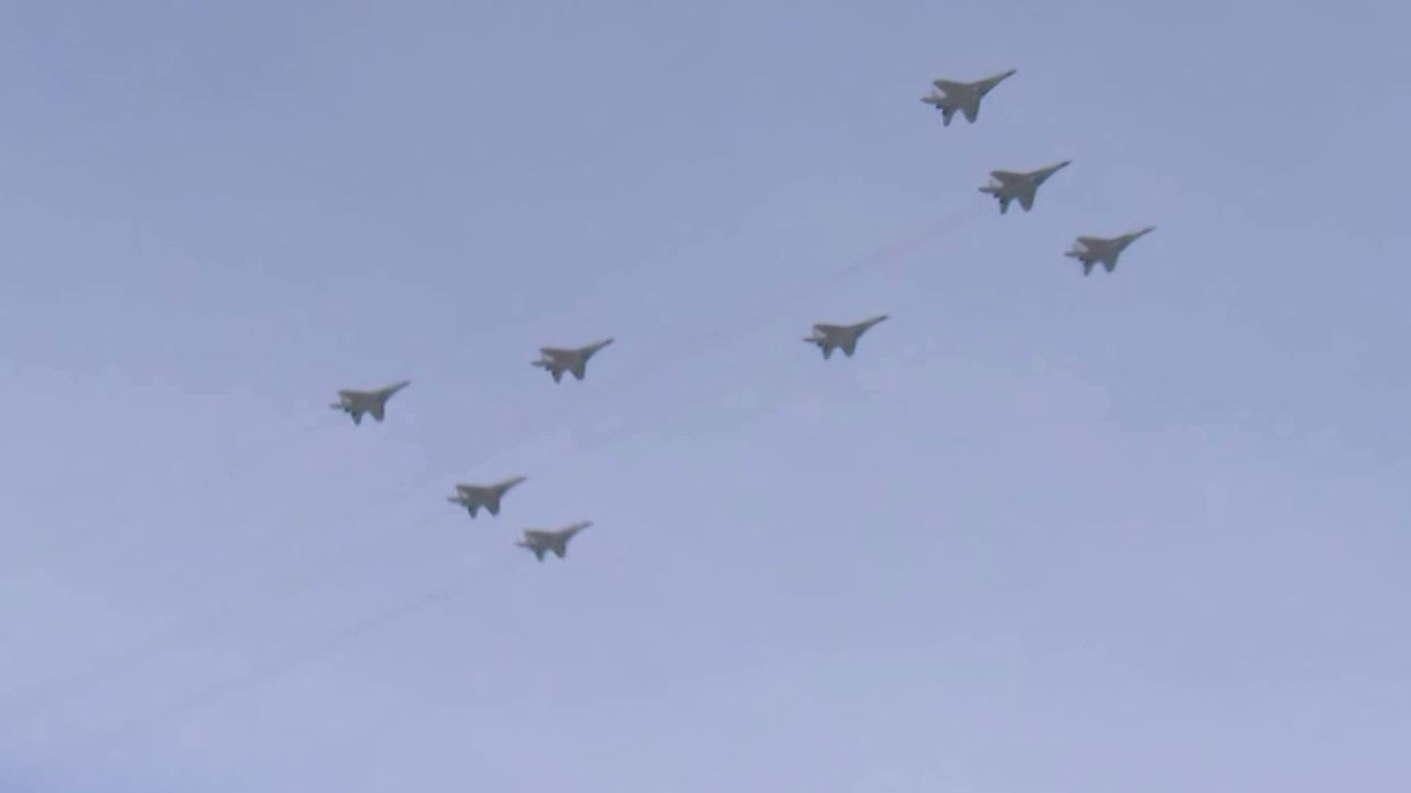 Впервые в истории Парада Победы истребители МиГ-29 пролетят над Москвой в виде буквы Z