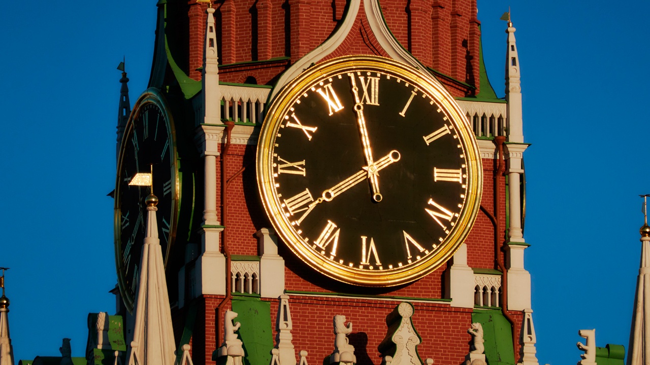 Часы куранты московского кремля
