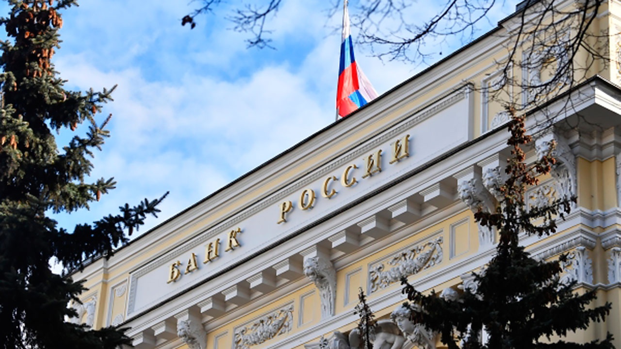 Банк России ввел дополнительные послабления для банков по валюте