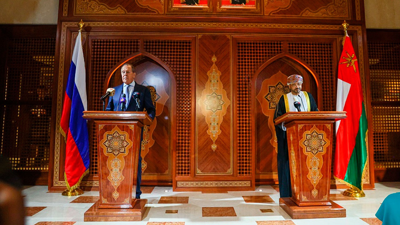 СМИ назвали большим успехом визиты Лаврова в Алжир и Оман