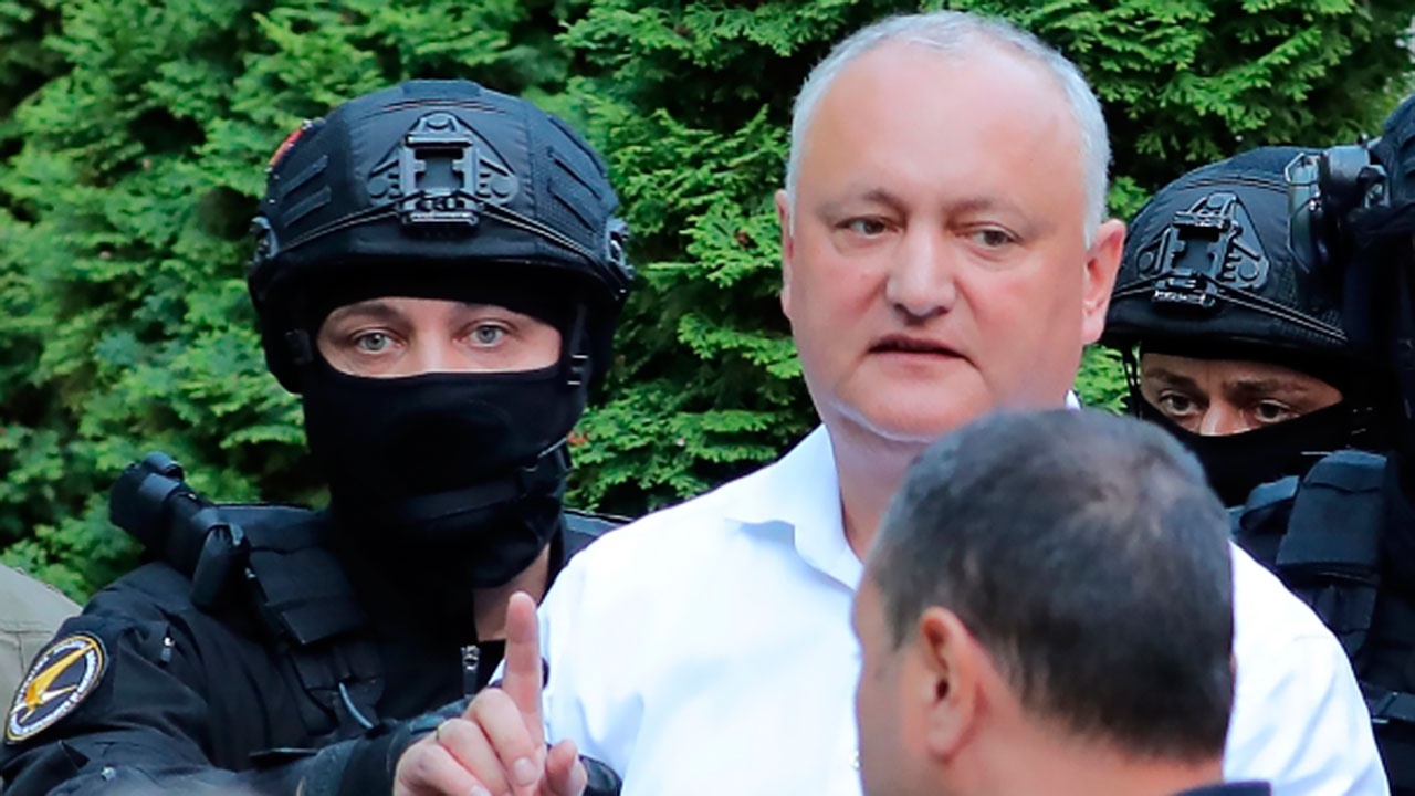 Прокуратура опротестовала помещение под домашний арест Игоря Додона