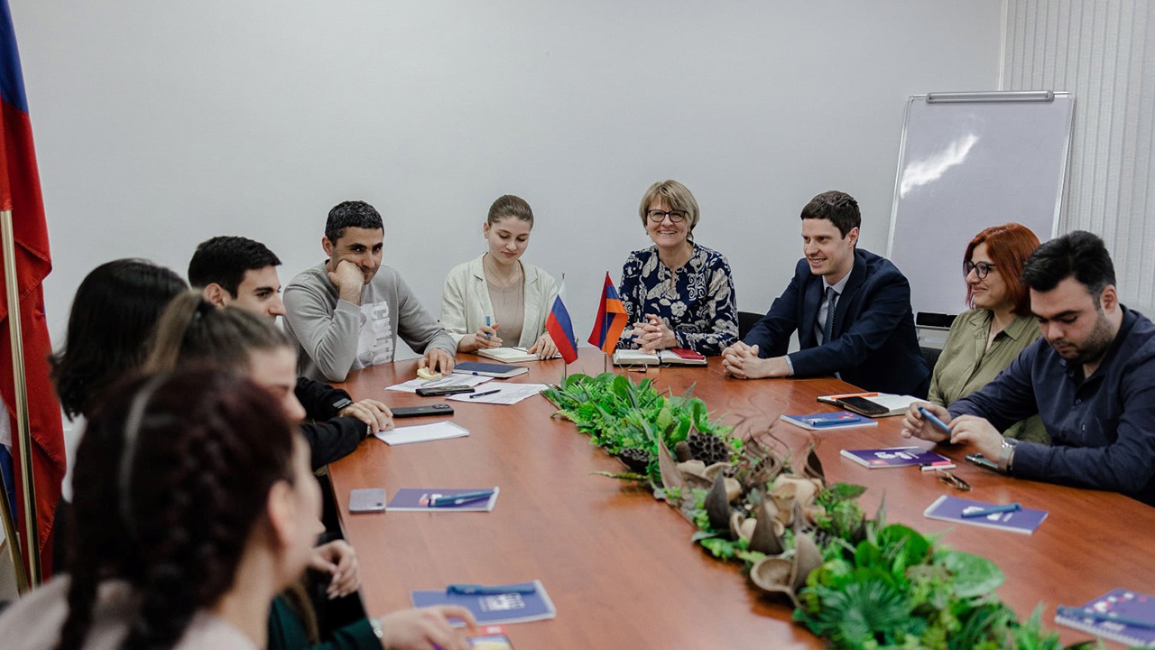 Встреча представителей молодежных организаций Армении прошла в Ереване