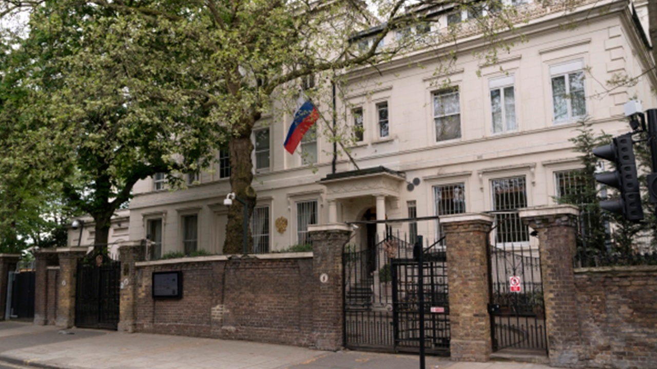 МИД сообщил об отключении «тревожной кнопки» у посла России в Лондоне