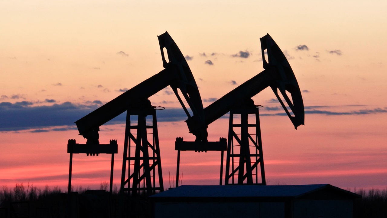 Байден допустил возможность для ЕС закупок нефти из России по ценам ниже рынка