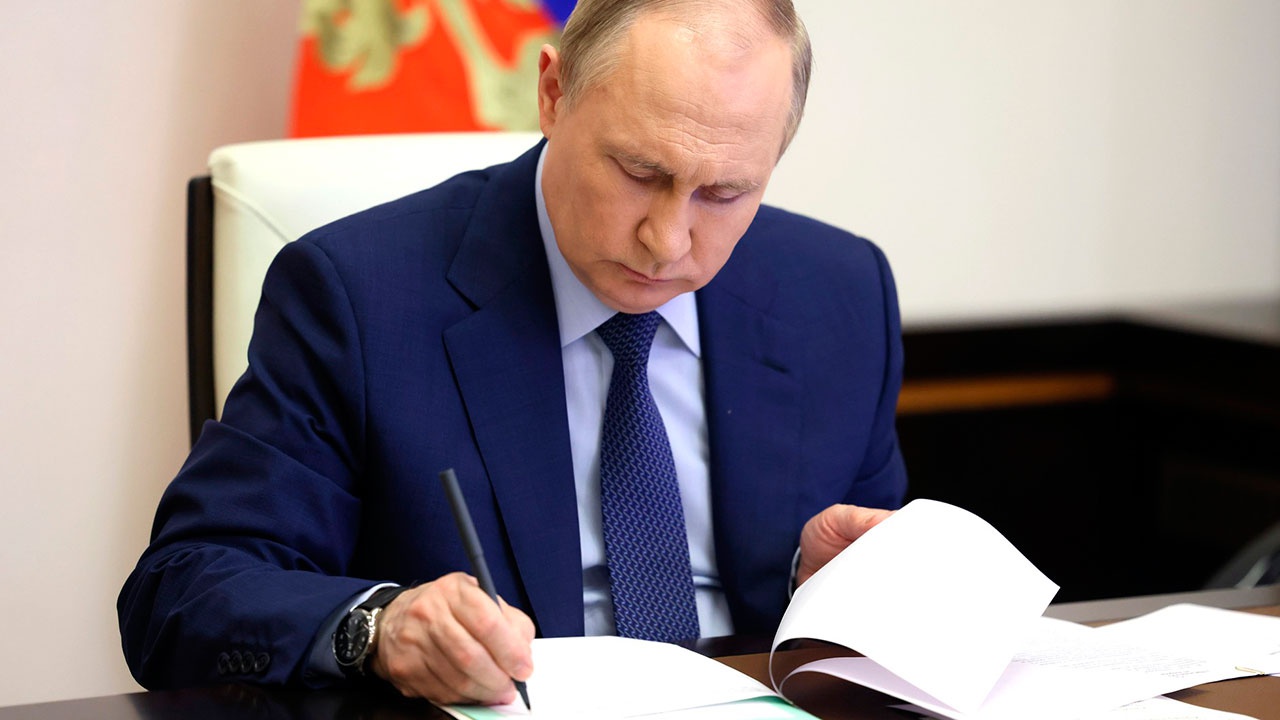 Путин подписал указ о выплатах родственникам погибших в ЛДНР, на Украине и в Сирии служащих Росгвардии